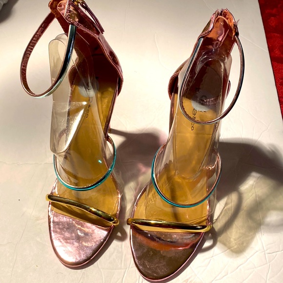 Bebe & Co Metallic colored Spike heels price lowered no offers - Picture 1 of 5